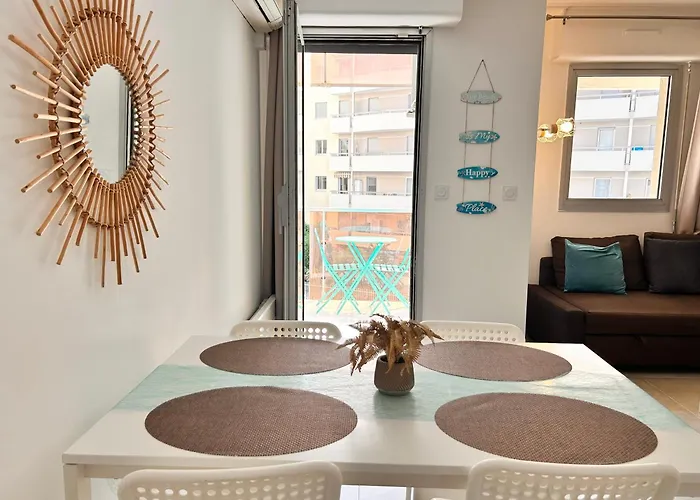 Paradis- 4 Pers, Neuf, Hyper Centre ! A 2 Mn- Climatise 公寓