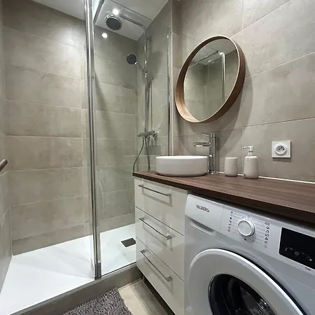 Apartment Paradis- 4 Pers, Neuf, Hyper Centre ! Plage A 2 Mn- Climatise Saint-Raphael (Var)